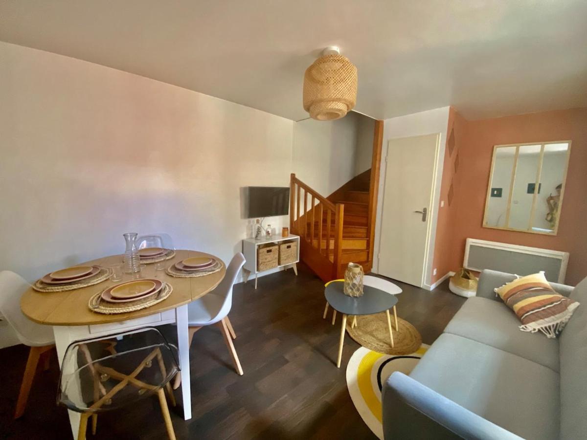 Le Carnot: City Centre With Parking Space Lejlighed Poitiers Eksteriør billede